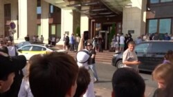 В Москву приехал Канье Уэст: визит рэпера заметили провоенные деятели Захар Прилепин и Александр Дугин